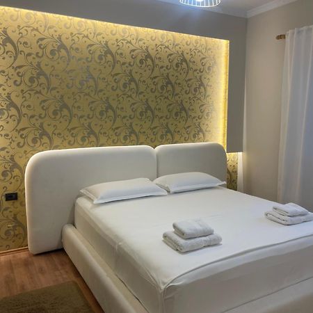 Tirana Sunny Bliss Villa ภายนอก รูปภาพ