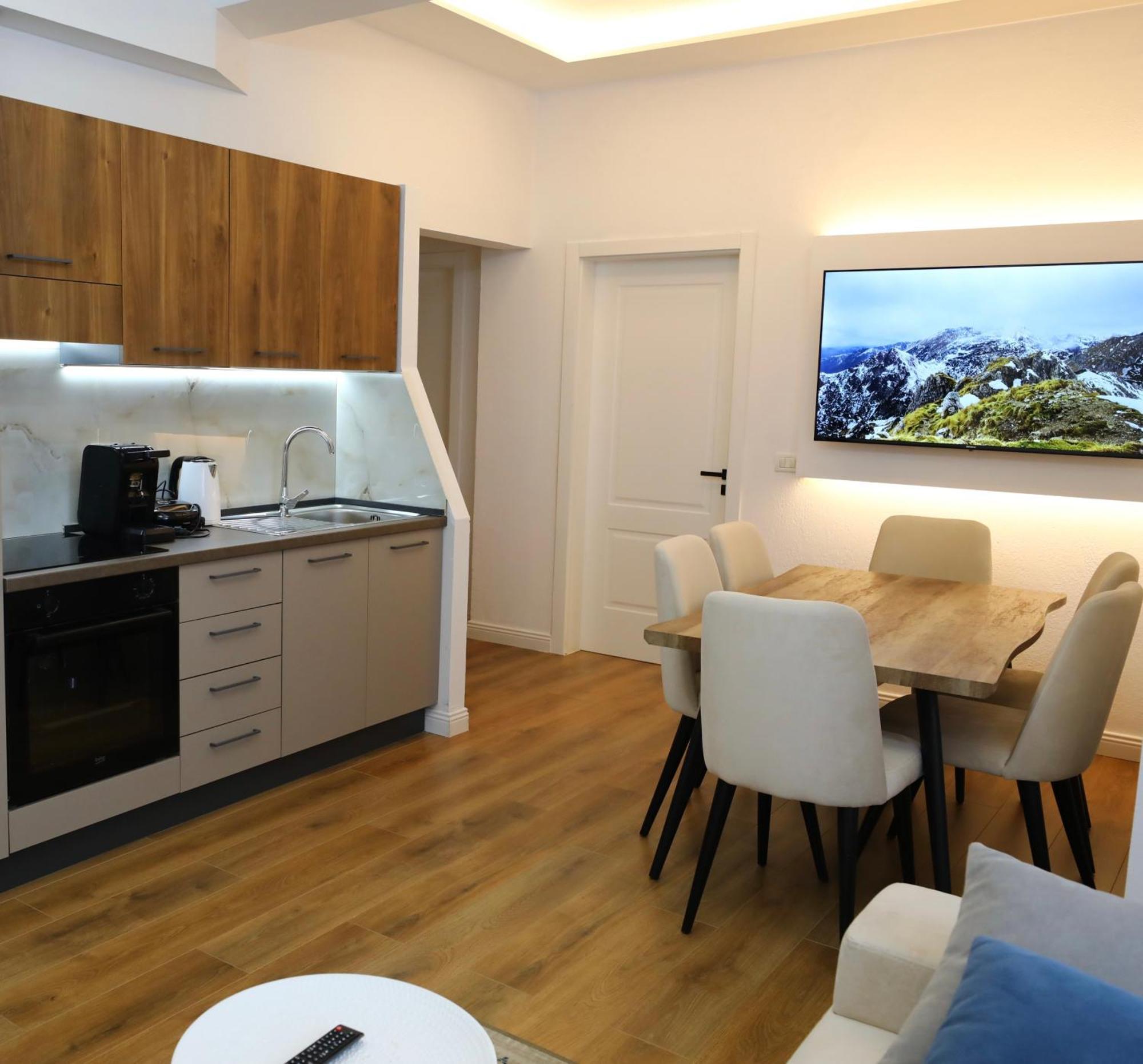 Tirana Sunny Bliss Villa ภายนอก รูปภาพ